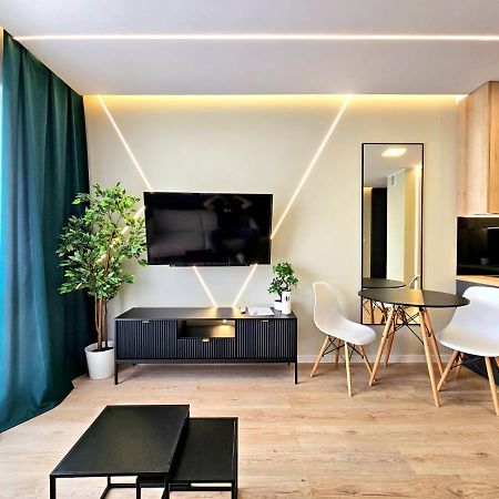 Апартаменти Nowy Apartament 53 Z Klimatyzacja Ілава Екстер'єр фото